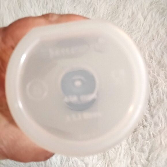 VTG Tupperware Spaghetti Food Storage Container Plastic Clear Blue 1661-3 - Picture 3 of 4